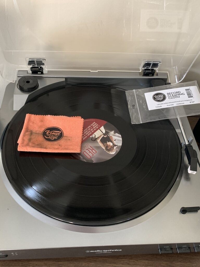 Vinyl Style Cleaning Cloth