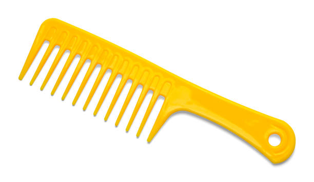wide-tooth comb for detangling natural hair