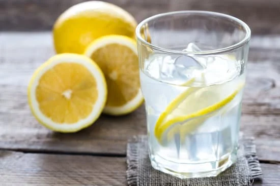 Glass of water with lemon slices